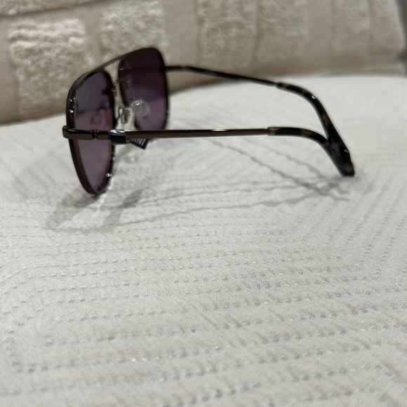 NWT QUAY HIGH KEY MINI RIMLESS SUNGLASSES main image 4
